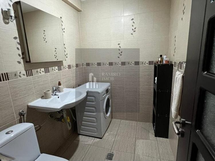 Apartament cu 3 camere semidecomandat, mobilat în Colentina