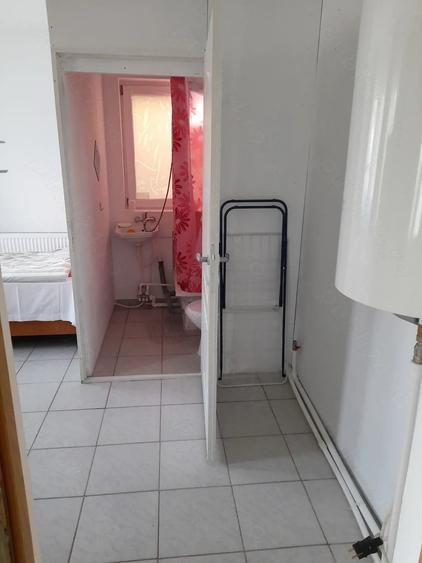 Garsonieră decomandată în Ciarda Roșie