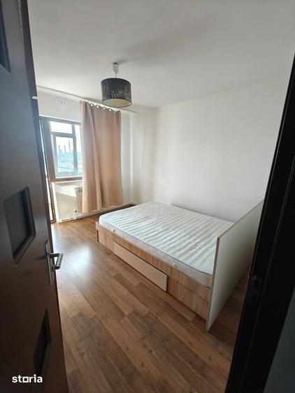 Apartament cu 2 camere decomandat în Nicolina