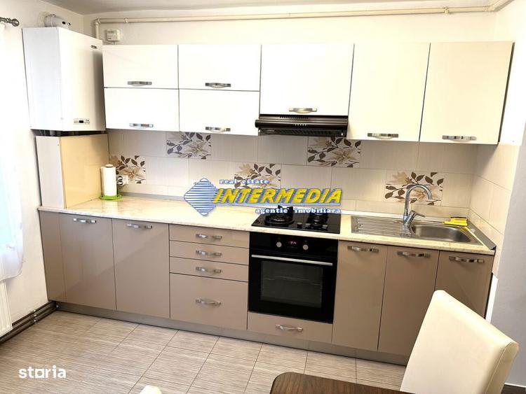 Apartament cu 2 camere decomandat, mobilat în Cetate