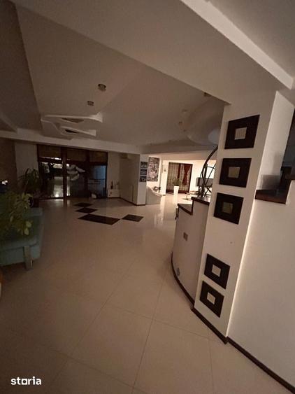 Casă cu 5 camere cu Teren 500 Mp în Sud