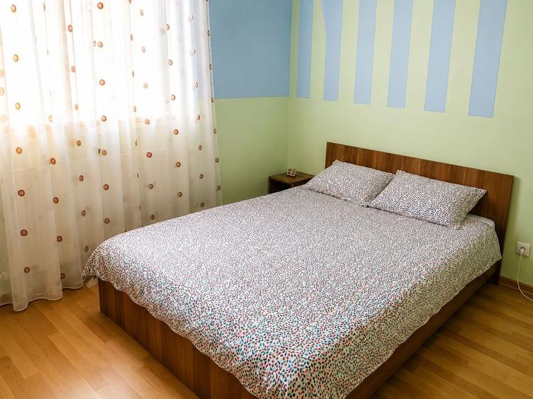 Apartament cu 4 camere decomandat în Bucovina
