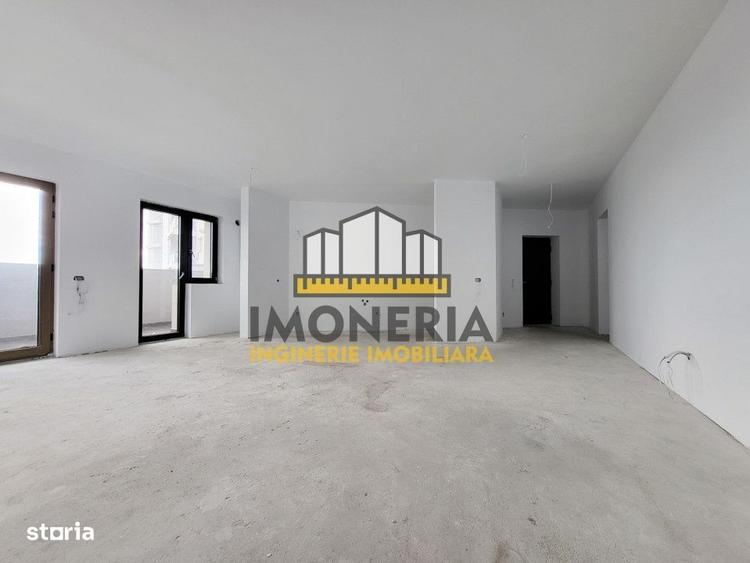 Apartament cu 4 camere în Mihai Bravu