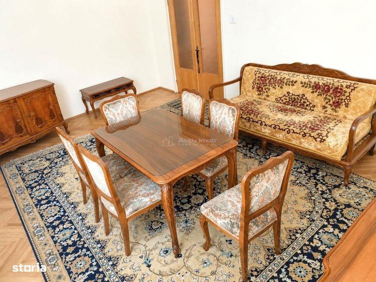 Apartament cu 4 camere decomandat în Central