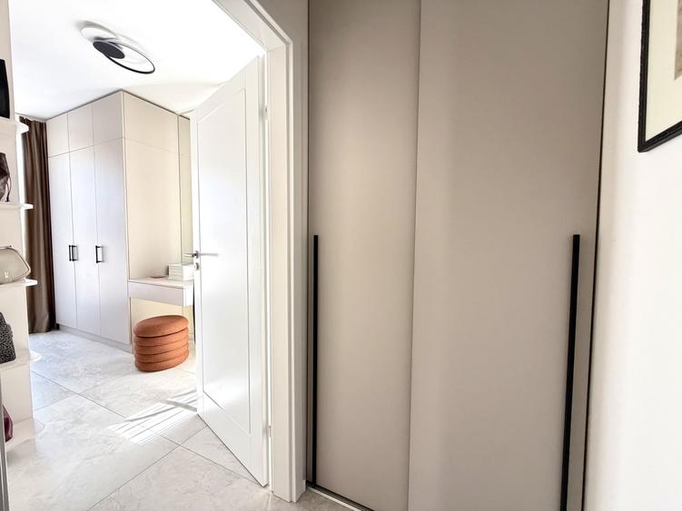 Duplex cu 4 camere cu Canalizare în Dumbrăvița