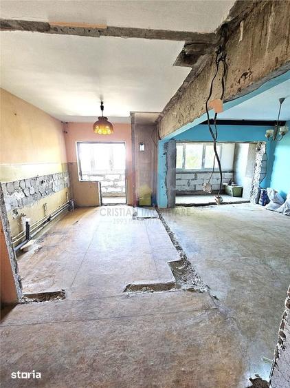 Apartament cu 2 camere decomandat în Apollo