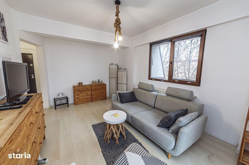 Apartament cu 2 camere decomandat, mobilat în Bucureștii Noi