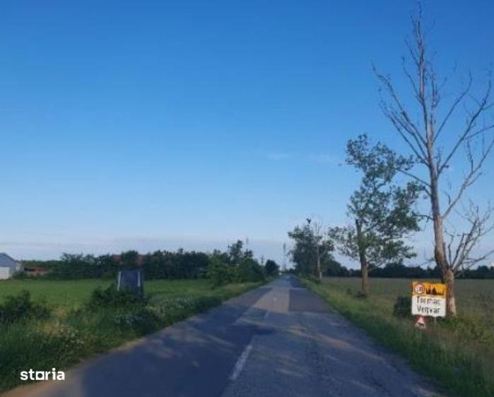 Spațiu comercial, în Tormac