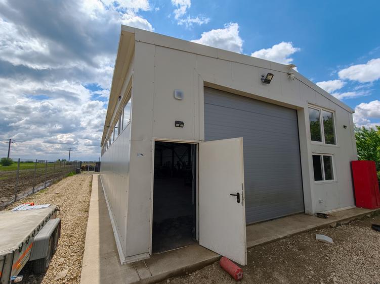 Spațiu industrial, de 248 mp, în Crevedia