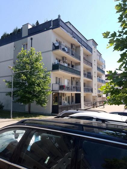Apartament cu 2 camere semidecomandat în Turnișor