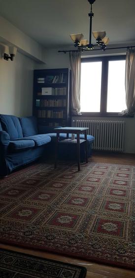 Apartament cu 2 camere semidecomandat în Basarabia