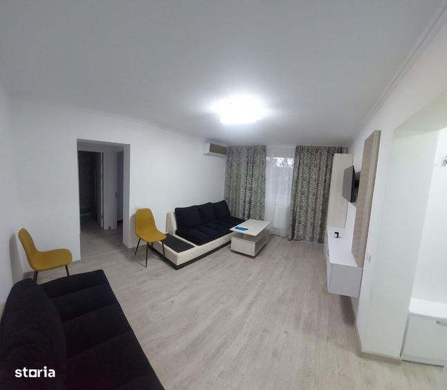 Apartament cu 3 camere, mobilat în Boema