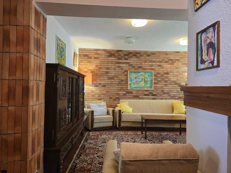 Apartament cu 4 camere decomandat în Ultracentral
