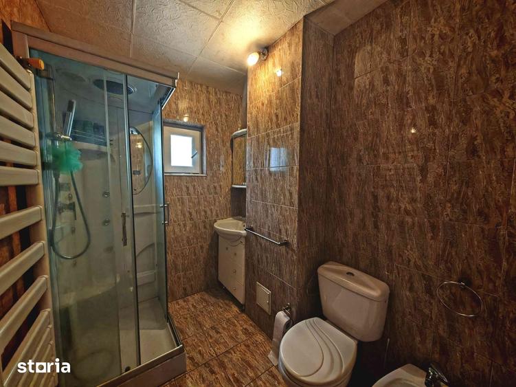 Apartament cu 3 camere decomandat în Vest