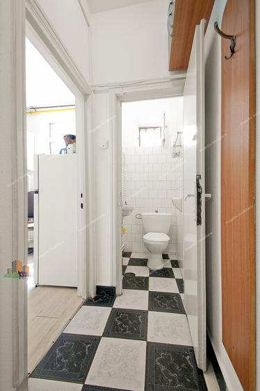 Spațiu comercial, de 52 mp, în Central