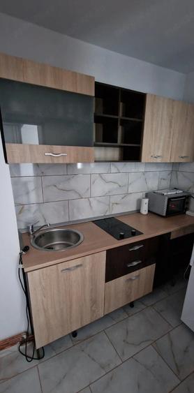 Garsonieră decomandată în Take Ionescu