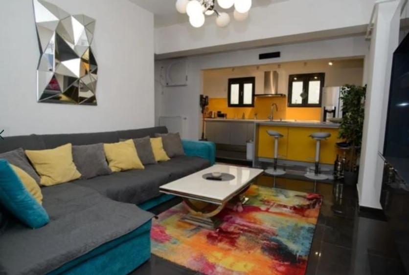 Apartament cu 2 camere decomandat în P-ța Alba Iulia