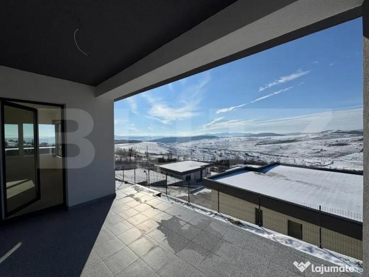 Casă cu 4 camere cu Teren 300 Mp în Central