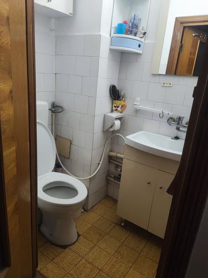 Apartament cu 3 camere decomandat în Nufărul