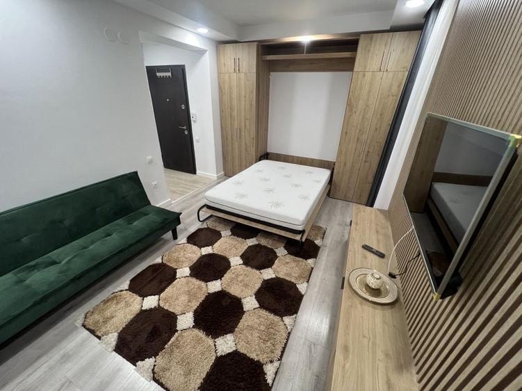 Garsonieră decomandată în Crețuleasca