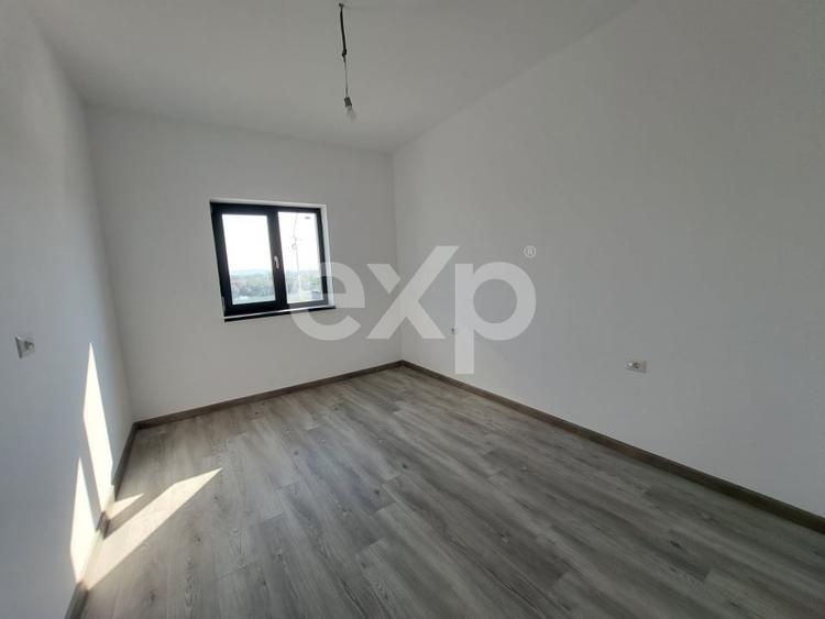 Apartament cu 2 camere decomandat, mobilat în Trivale