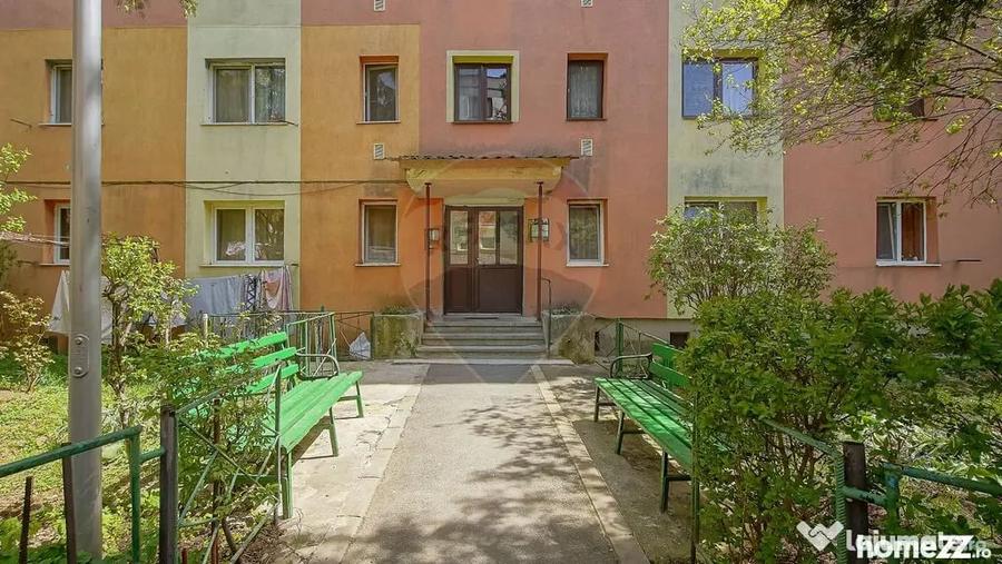 Apartament cu 2 camere decomandat în Electroprecizia