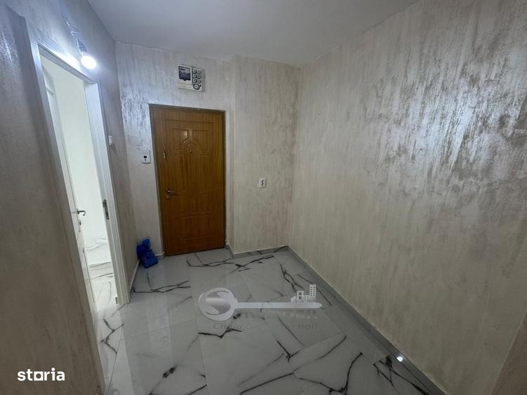 Apartament cu 3 camere decomandat în Alexandru cel Bun