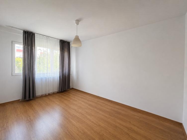 Apartament 3 camere decomandat de vânzare – lângă Mall Grand Arena, Sector 4 - 6