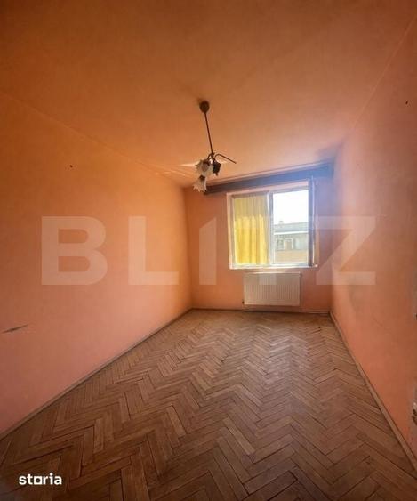 Apartament cu 2 camere semidecomandat în Central