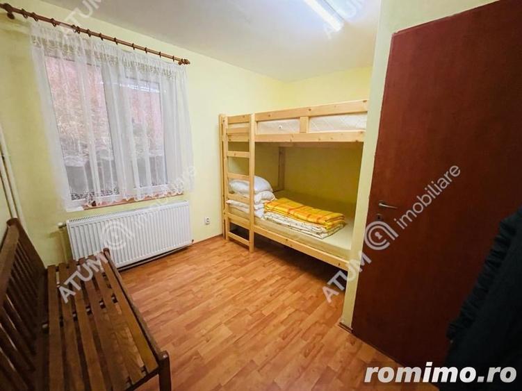 Casă cu 8 camere cu Teren 500 Mp în Paltin