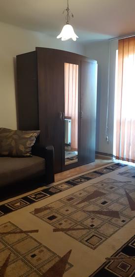 Apartament cu 2 camere decomandat, mobilat în Bălcescu