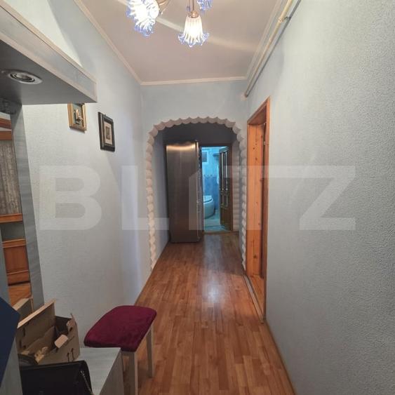 Apartament cu 2 camere decomandat, mobilat în Micro 13