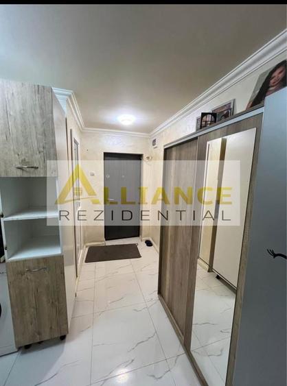 Apartament cu 2 camere semidecomandat, mobilat în Mihai Bravu