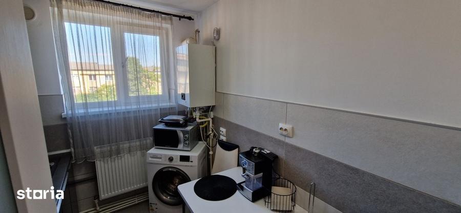 Apartament 2 camere, decomandat, 56 mp, zona centrala Bals - 9