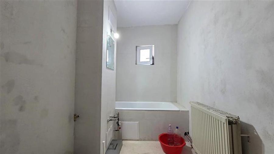 Apartament cu 3 camere decomandat în Fabric