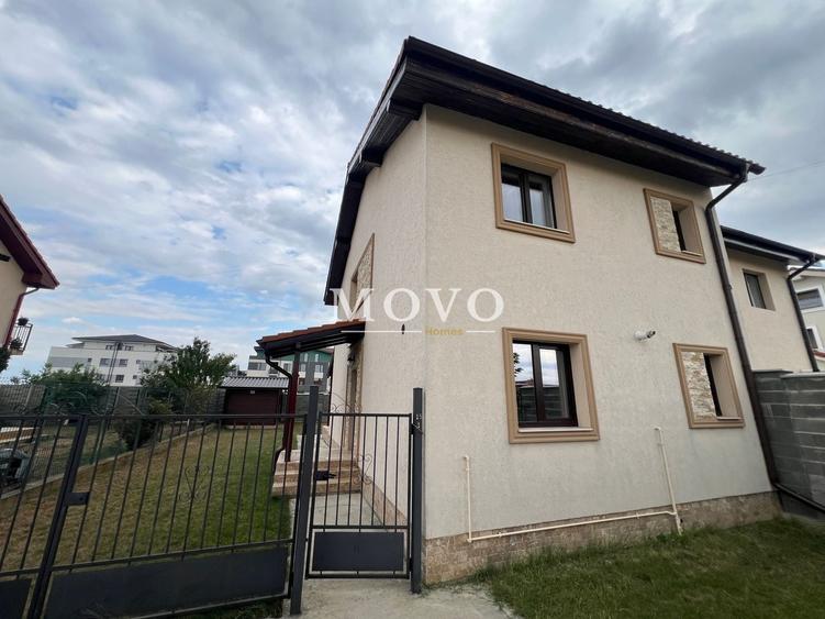 Duplex cu 4 camere cu Canalizare în Giroc