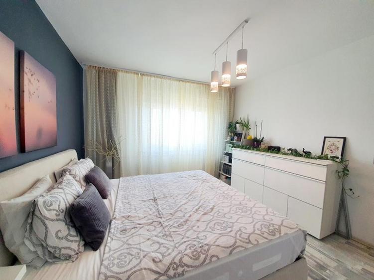 Apartament cu 3 camere decomandat în Vitan Mall