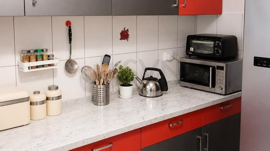 Casă cu 5 camere cu Teren 120 Mp în Colentina
