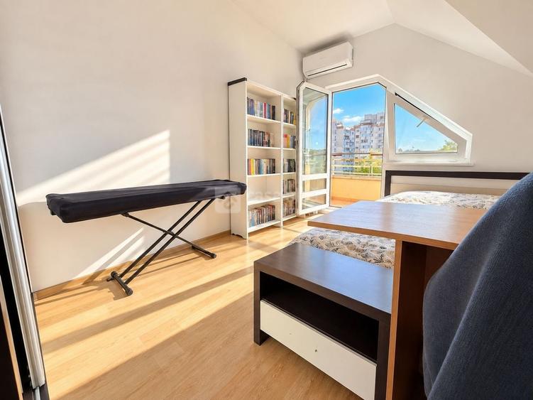 Apartament cu 3 camere decomandat în Păcurari