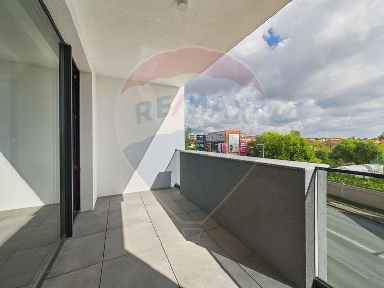 Apartament luminos cu 2 camere, zona Iancu Nicolae, Residence 5 - 12
