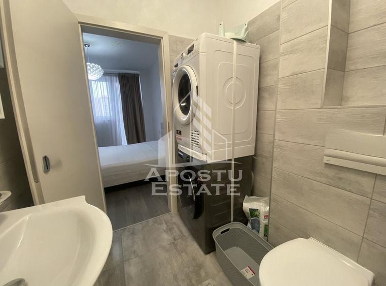 Apartament cu 3 camere decomandat, mobilat în Torontalului