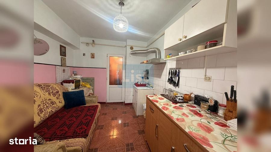 Apartament cu 2 camere decomandat în Piața Centrală