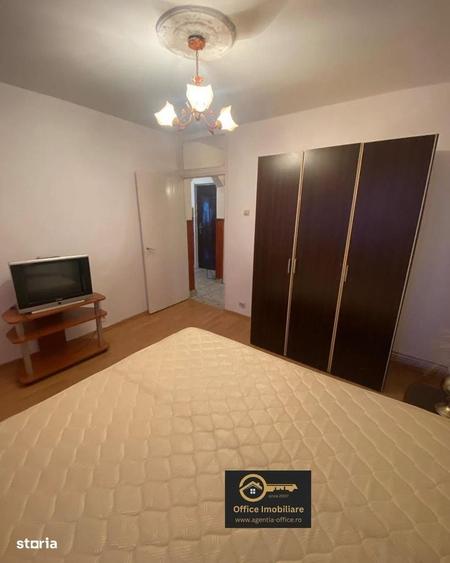 Apartament cu 3 camere decomandat în Traian