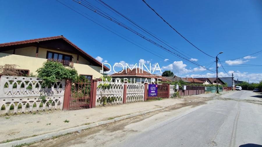 Casă individuală cu 3 camere cu Canalizare în Sud-Vest