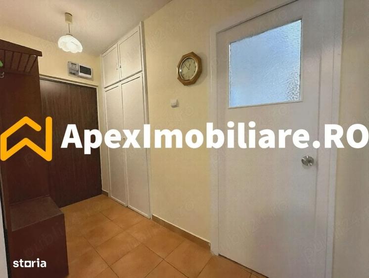 Apartament cu 3 camere decomandat în Tineretului