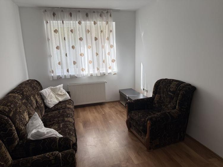 Apartament cu 2 camere în Florești