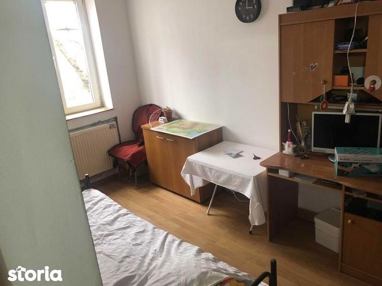 Apartament cu 3 camere decomandat în Ultracentral