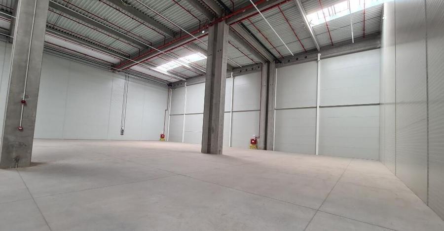 Spațiu comercial, de 1,695 mp, în Aradul Nou