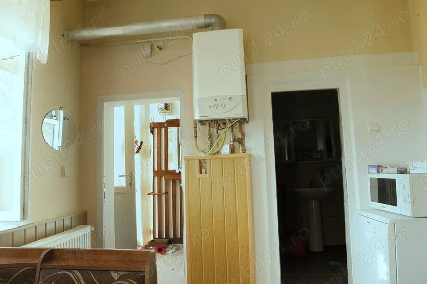 Casă cu 2 camere în Central