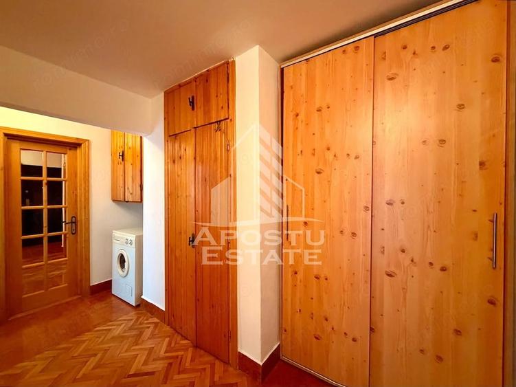 Apartament cu 2 camere decomandat în Lipovei